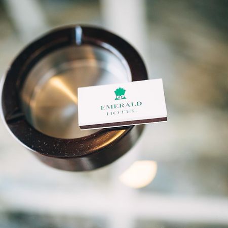 Emerald Suite Hotel Baku Exterior foto