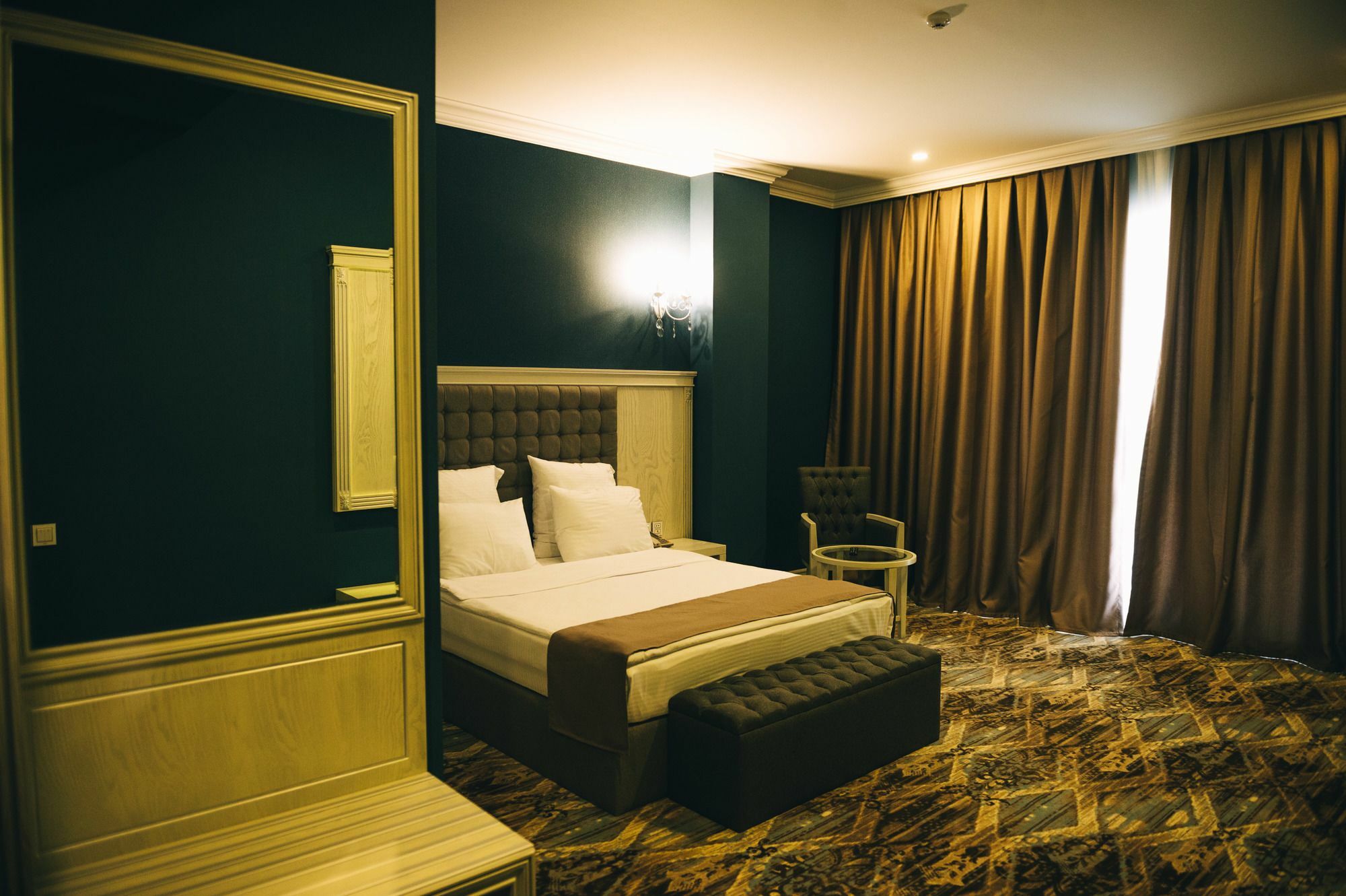 Emerald Suite Hotel Baku Exterior foto