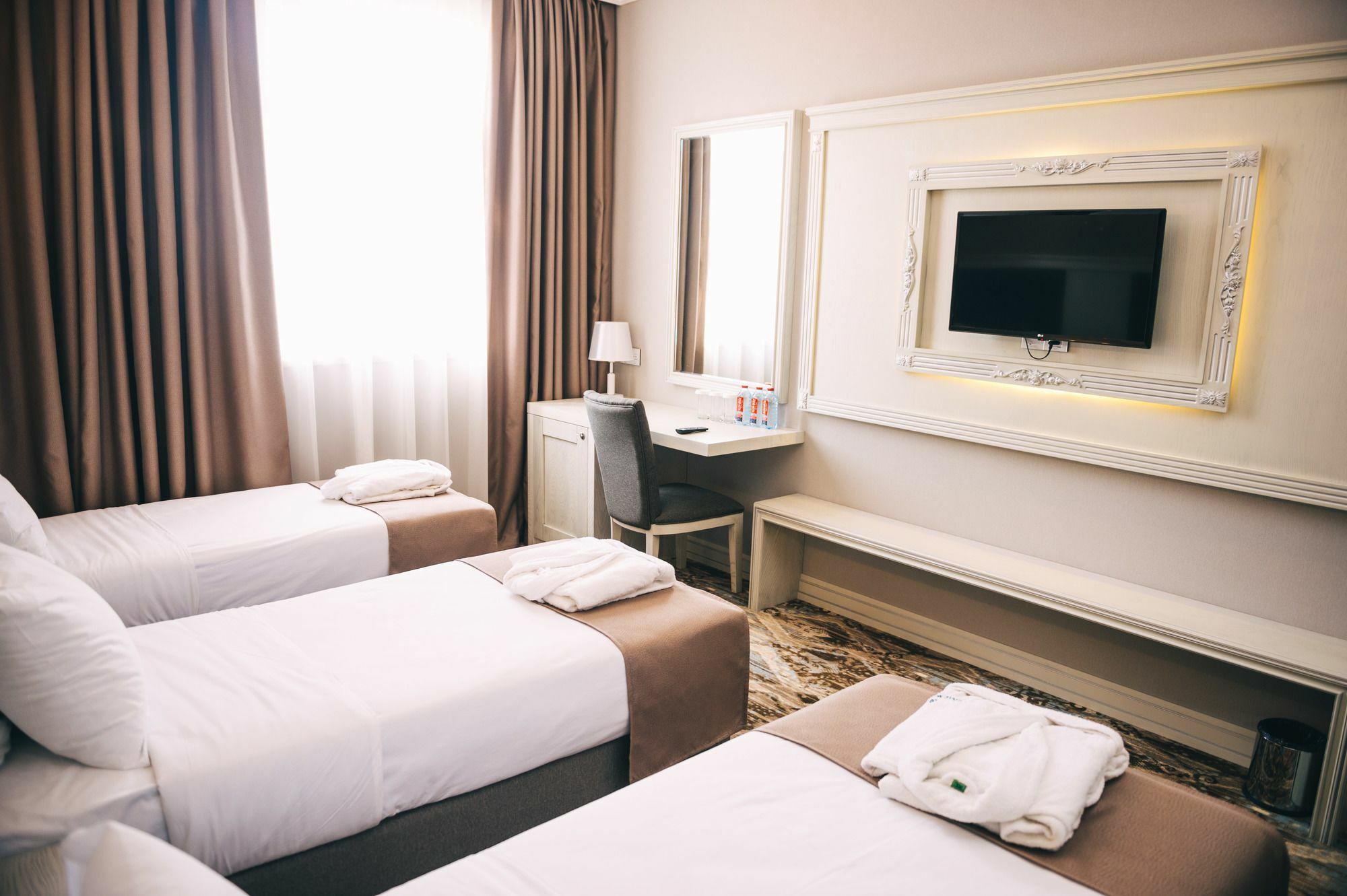 Emerald Suite Hotel Baku Exterior foto